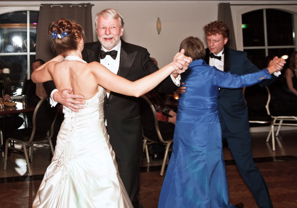 Openingsdans bruiloft Arend en Mirjam met ouders