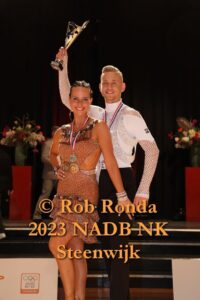 Glenn Feddema en Claudia van der Helm Nederlands Kampioen Professional Latin 2023
