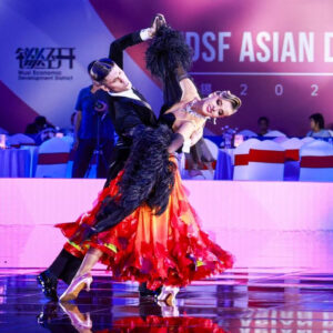 Alexey Glukhov en Anastasia Glazunova