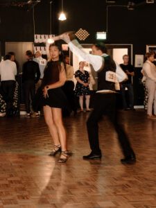 TW 2025 EVENT FEATHERSTEP 236