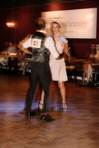 TW 2025 EVENT FEATHERSTEP 256