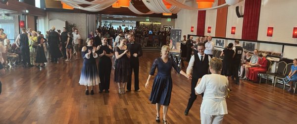 Dansschool Dance Fit Wedstrijddansen Paul en Marianne prijsuitreiking derde Ballroom NDO-Zuid-Holland-Cup